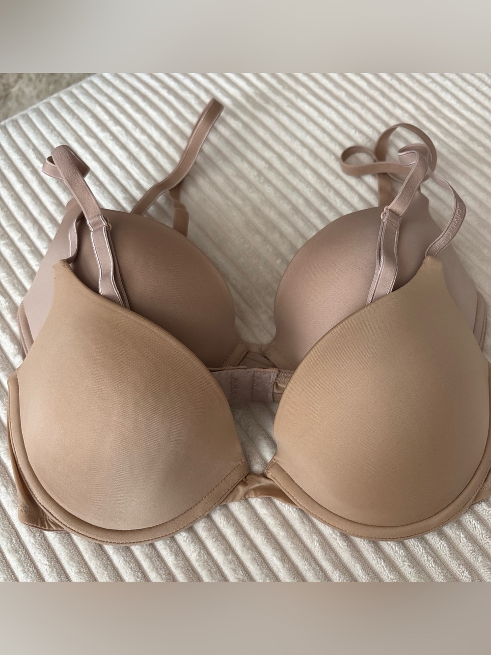 Calvin Klein Nude/Taupe Seamless T-Shirt Bra